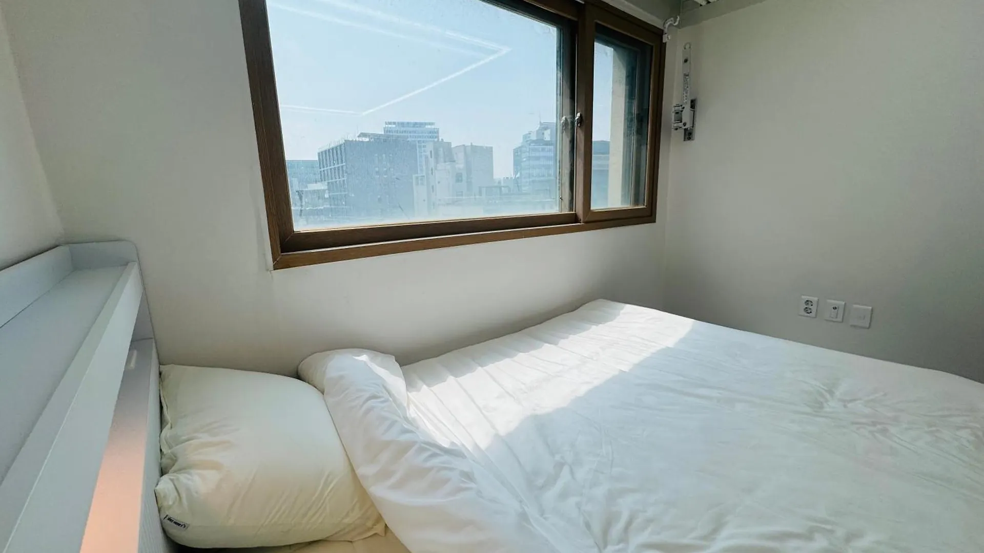 701, Seongsu Station Jungnangcheon Cherry Blossom Road Han River Airport Bus 首爾